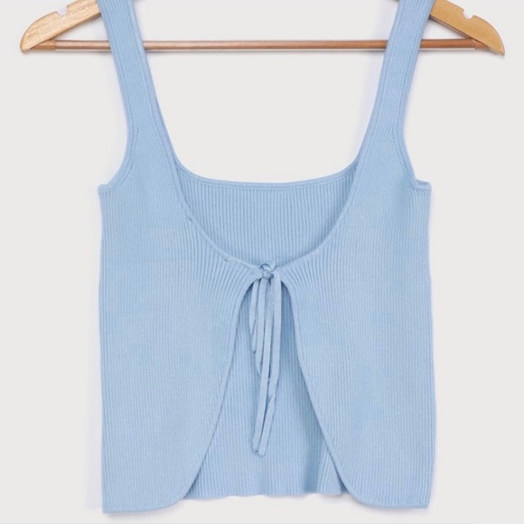 Lulu’s You and Tie Light Blue Ribbed Tie-Back Tank - Picture 2 of 6